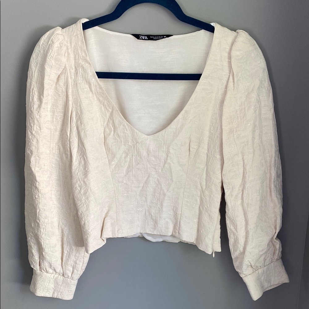 050. Zara Cream Puff Sleeve Ruched Blouse